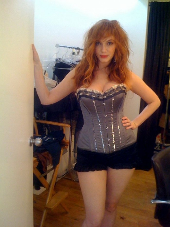 Christina Hendricks en lingerie c'est sexy