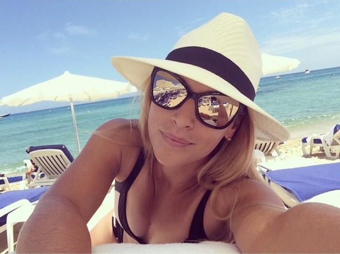 La belle Dominika Cibulkova torride en bikini