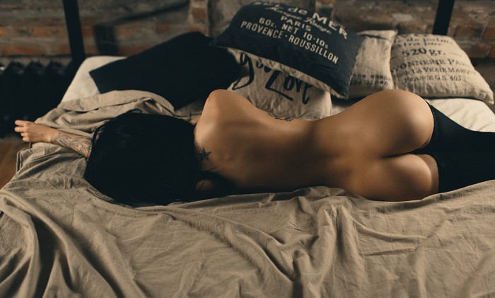 Quelques photos sexy de femmes endormies en sous-vêtement