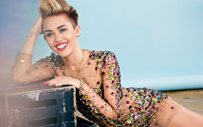 Miley Cyrus aussi sexy que douée