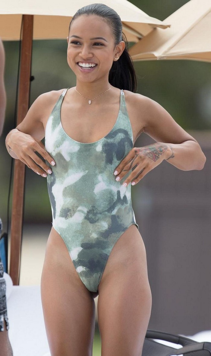 La belle Karrueche Tran est splendide en maillot de bain