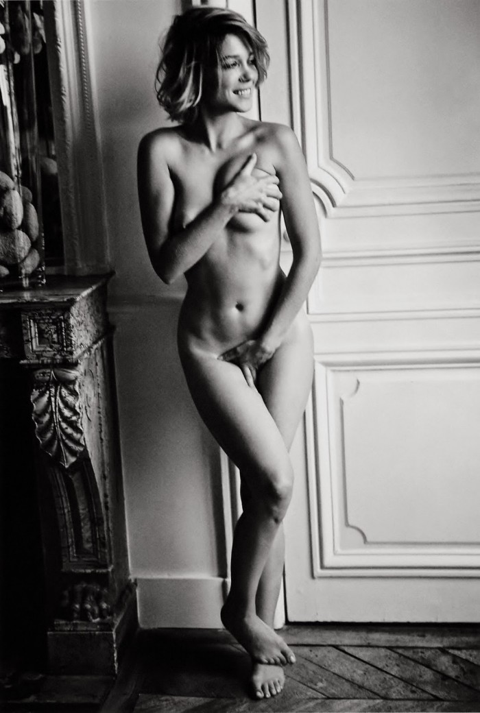 Lea Seydoux nous déstabilise par sa beauté en lingerie